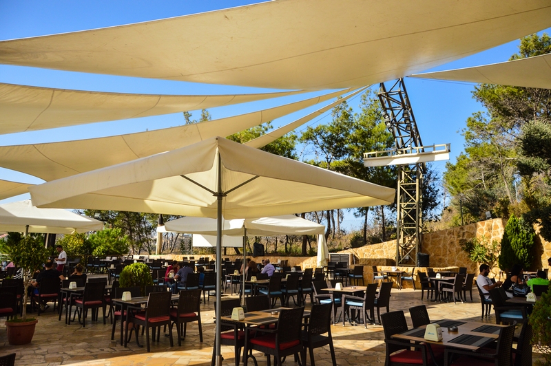 Karawan Restaurant on Sunday